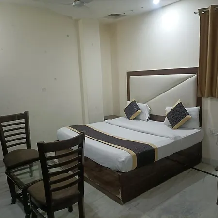 Hotel Green Plaza Delhi Airport